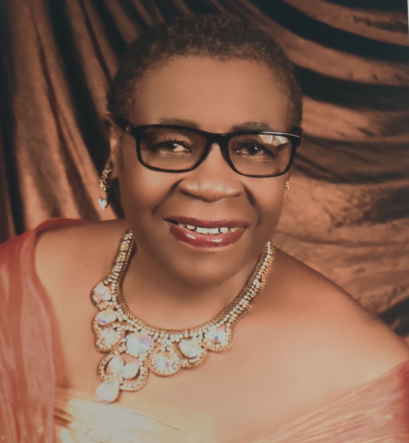 Dr. Rosie Milligan - Founder